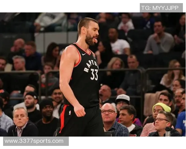 小莫布里全能表现助力球队攻防稳定贡献21分5板4助2断2帽精彩数据回顾 小莫布里全能表现助力球队攻防稳定贡献21分5板4助2断2帽精彩数据回顾